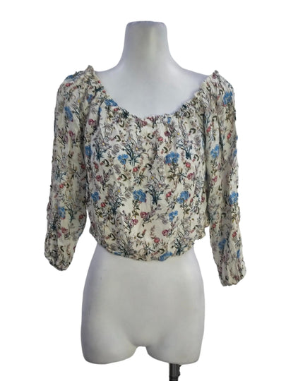 White Floral Pattern Scoop Neck Top