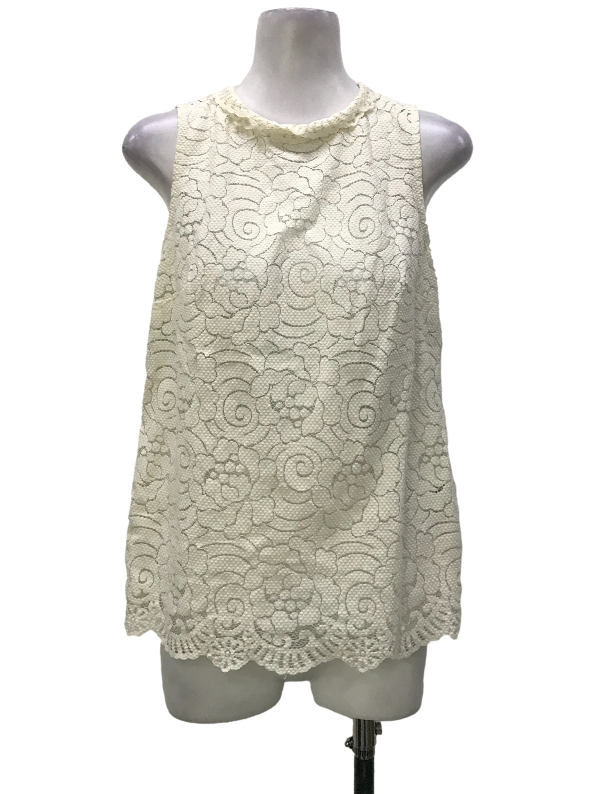 White Flower Sleeveless Top