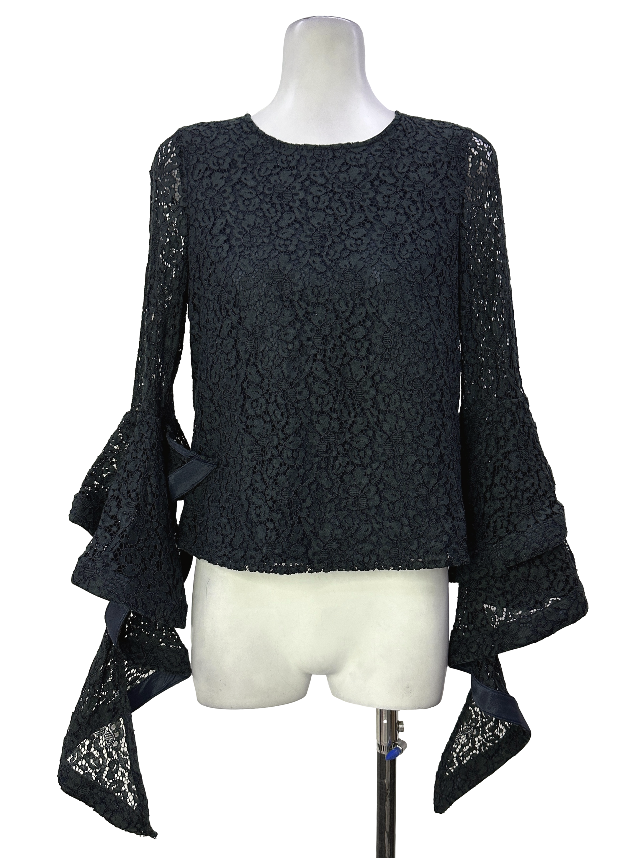 Black Floral Lacy Trailing Sleeve Blouse